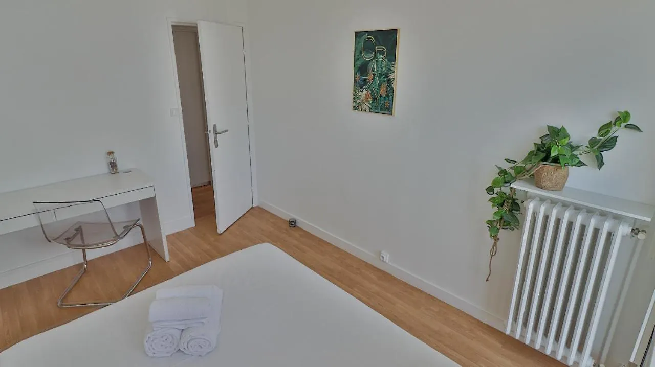 Spacieux Appartement Avec Balcons, 4 Chambres, Espace & Confort, Centre Gare Rennes 0*,